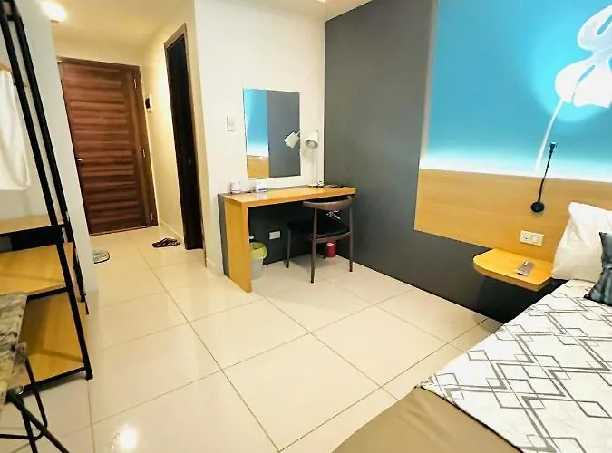 41st Floor Horizons 101